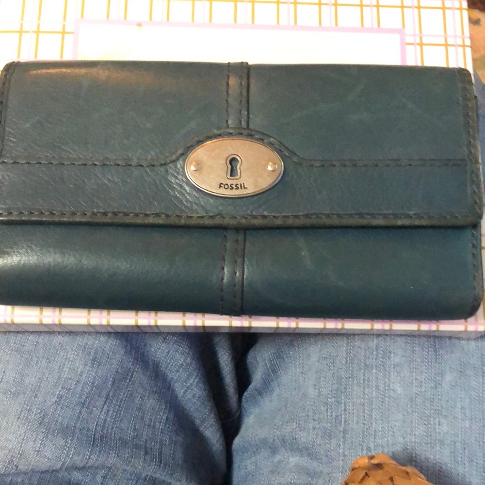 Rich teal green fossil wallet